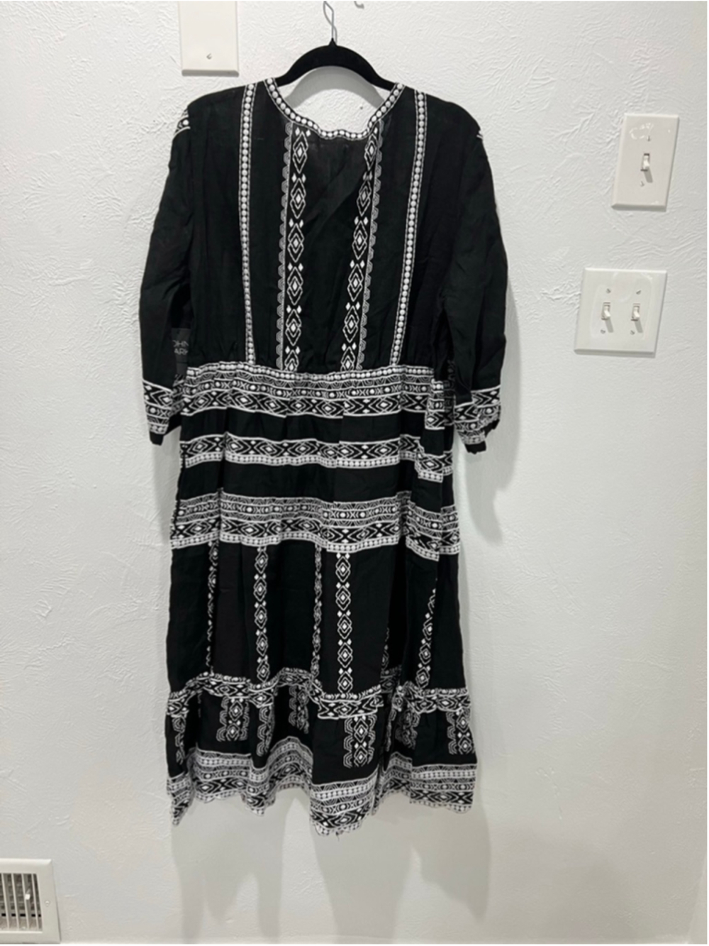 Women's JOHN MARK 100%linen Black & White Embroidered Maxi Dress S - Picture 3 of 9